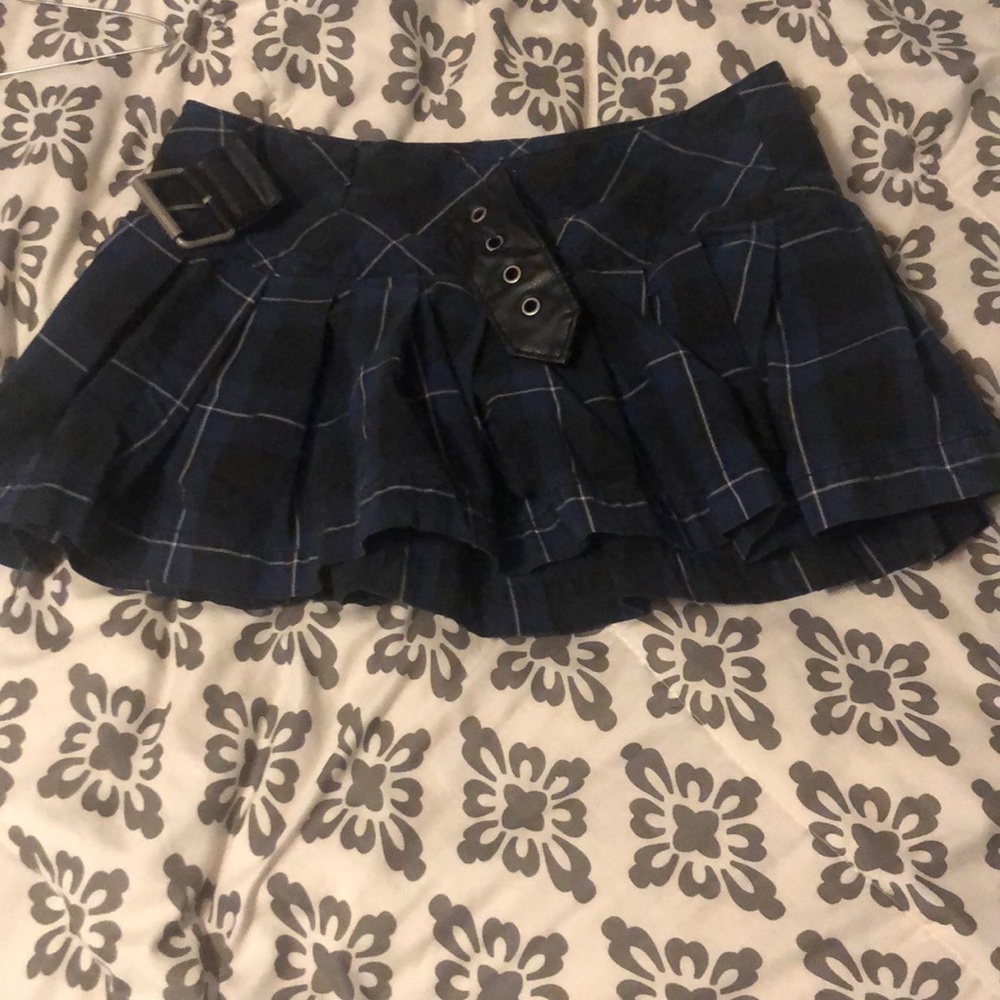 Plaid blue and black skirt